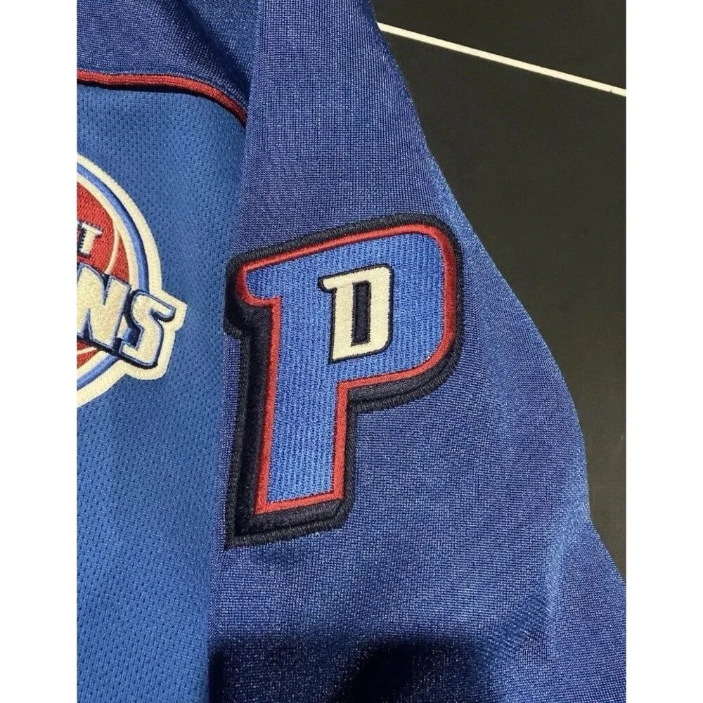 Detroit Pistons NBA Exclusive Collection Men's Size XL Full Zip Logo Jacket